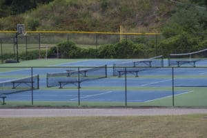 Tennis-Courts