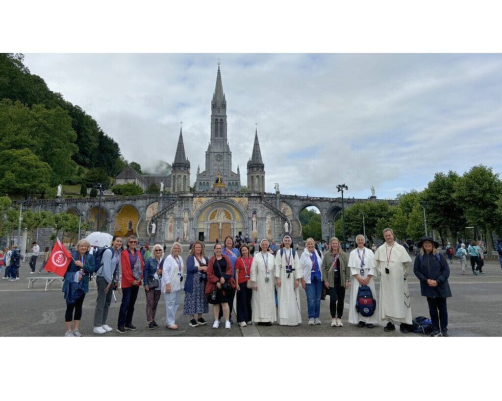 pilgrimage group cropped